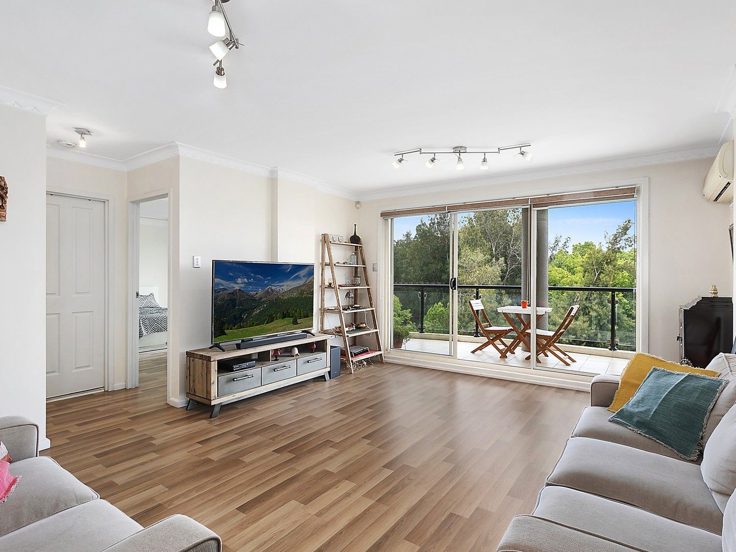 2 bedrooms Apartment / Unit / Flat in 505/91A Bridge Road WESTMEAD NSW, 2145
