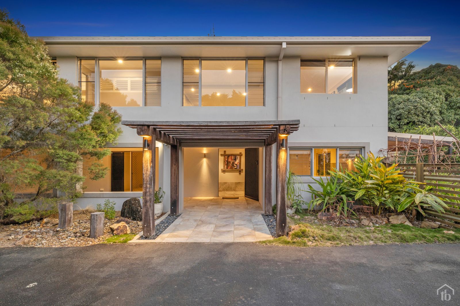 5 bedrooms House in 14 Market Parade TERRANORA NSW, 2486