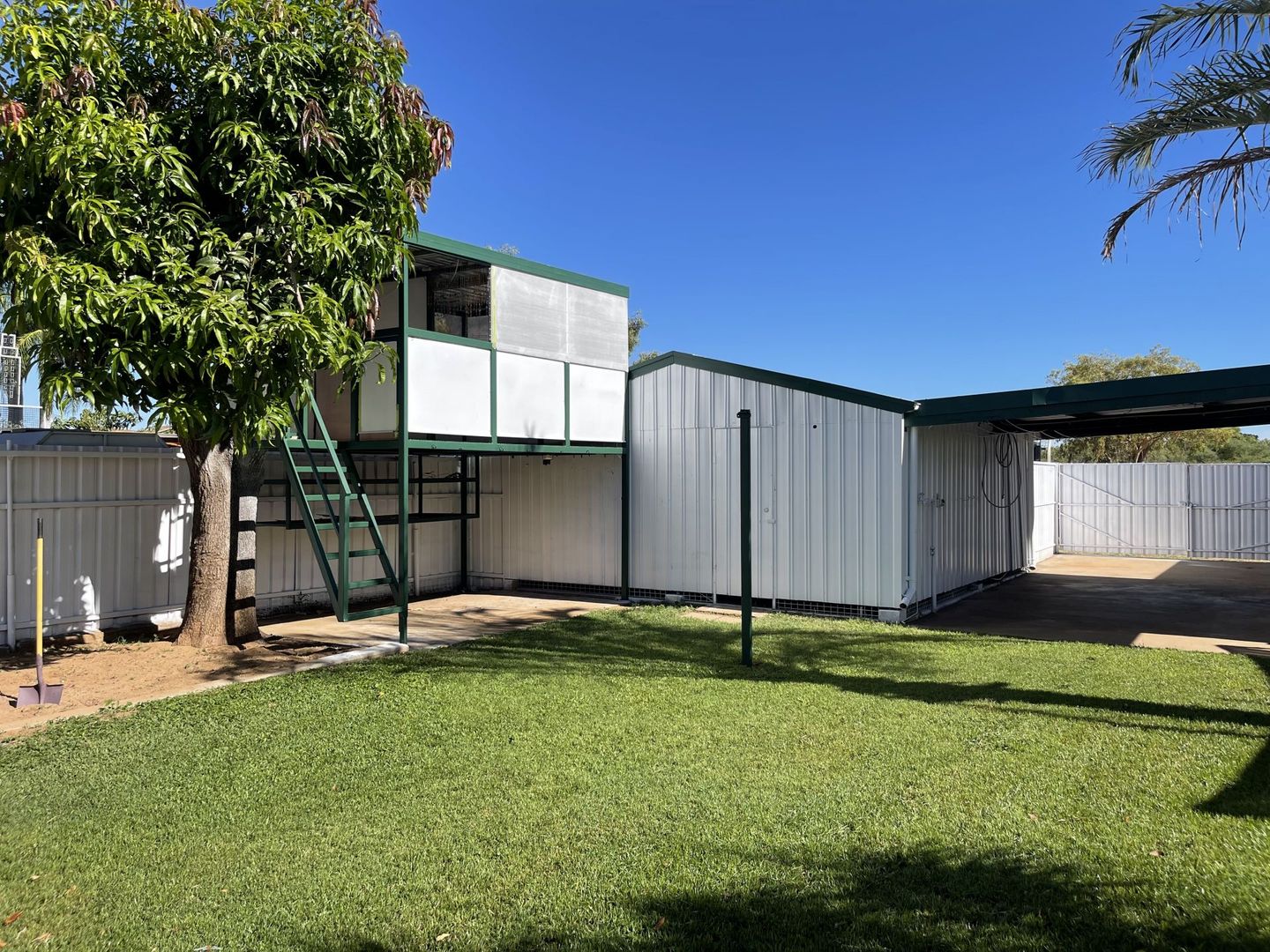 25 Cook Crescent, Sunset QLD 4825, Image 2