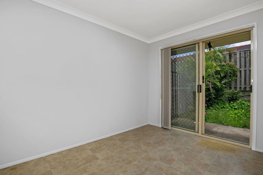 7/11 Thornlake Court, Tingalpa QLD 4173, Image 2