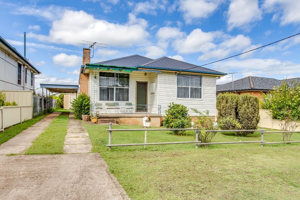 28 Third Avenue, Rutherford NSW 2320, Image 0