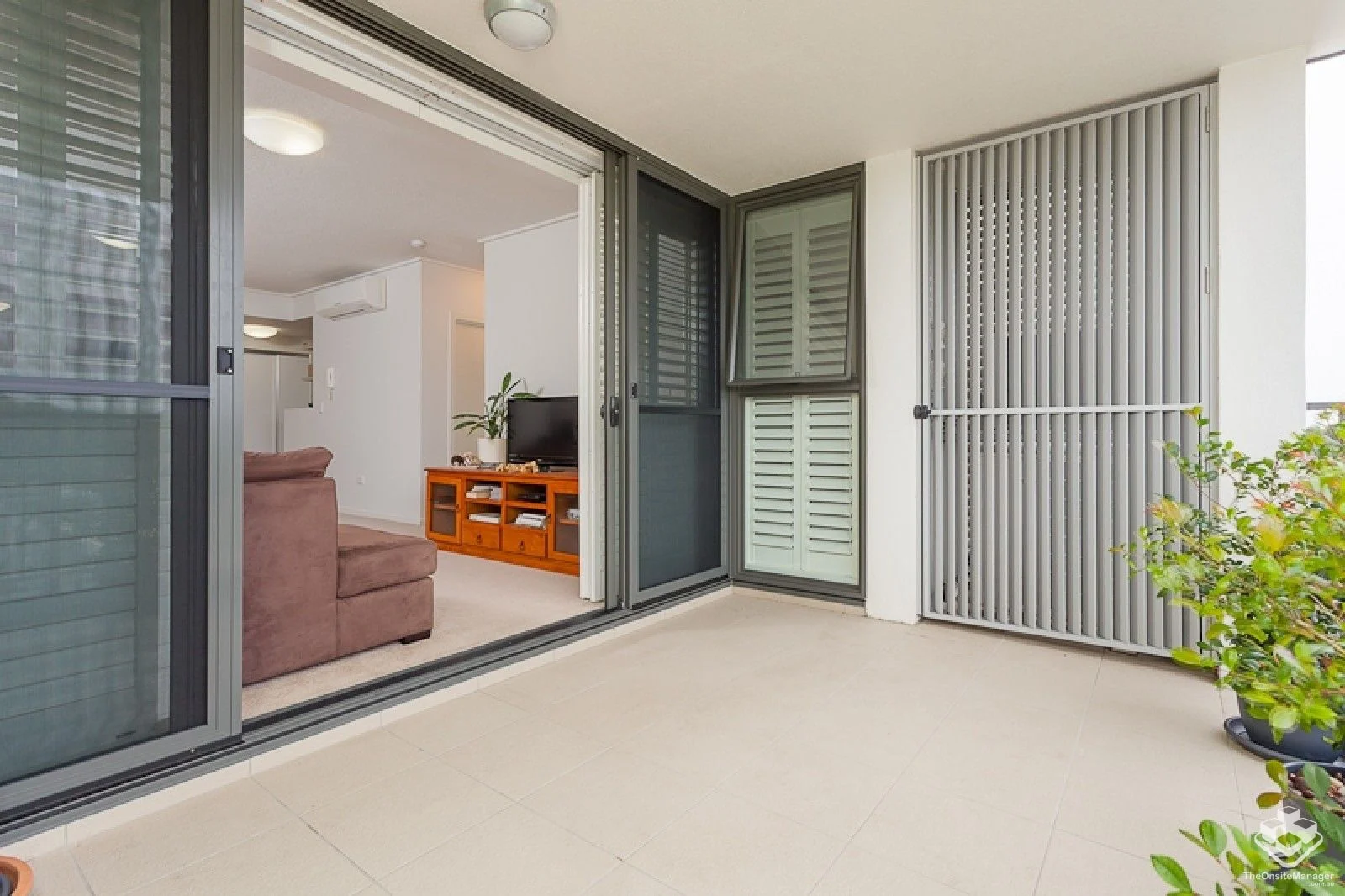 Additional image 8 of ID:21172529/16 Surbiton Court, Carindale QLD 4152