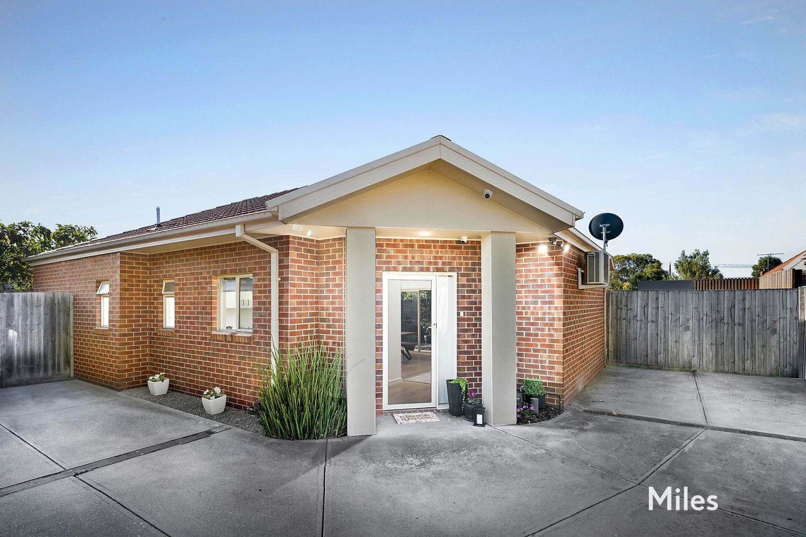 3/12 Mary Avenue, Heidelberg Heights VIC 3081, Image 0