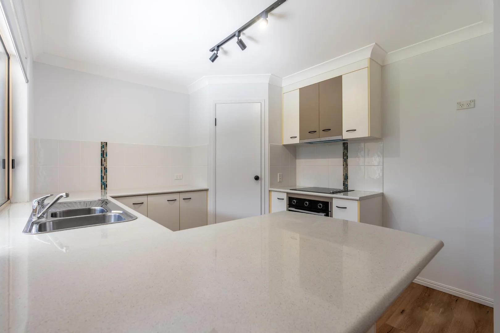 Additional image 3 of 21 Brandon Court, Coral Cove QLD 4670