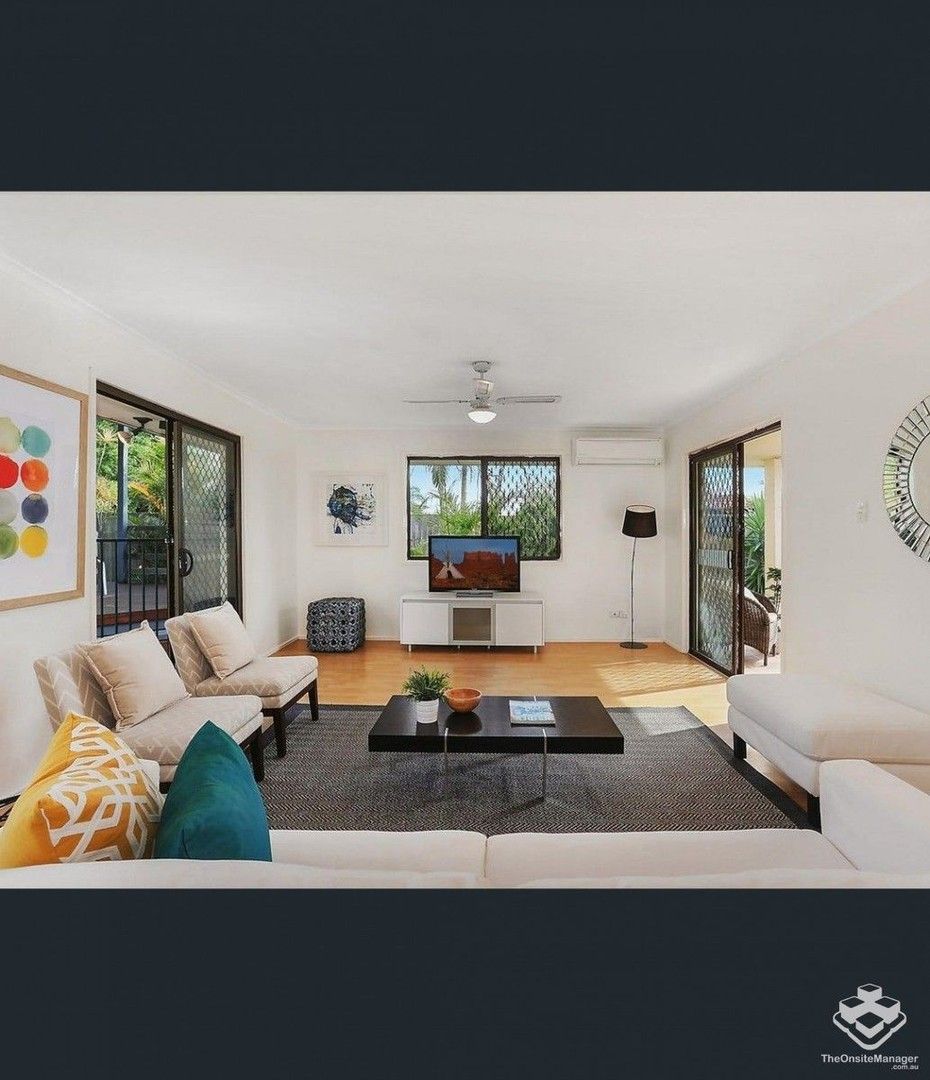 4 bedrooms House in 6 Masthead JAMBOREE HEIGHTS QLD, 4074