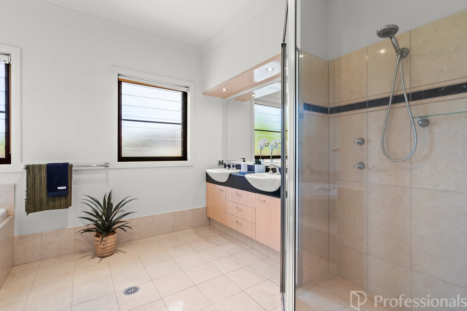 Additional image 10 of 32 Panorama Crescent, Forster NSW 2428