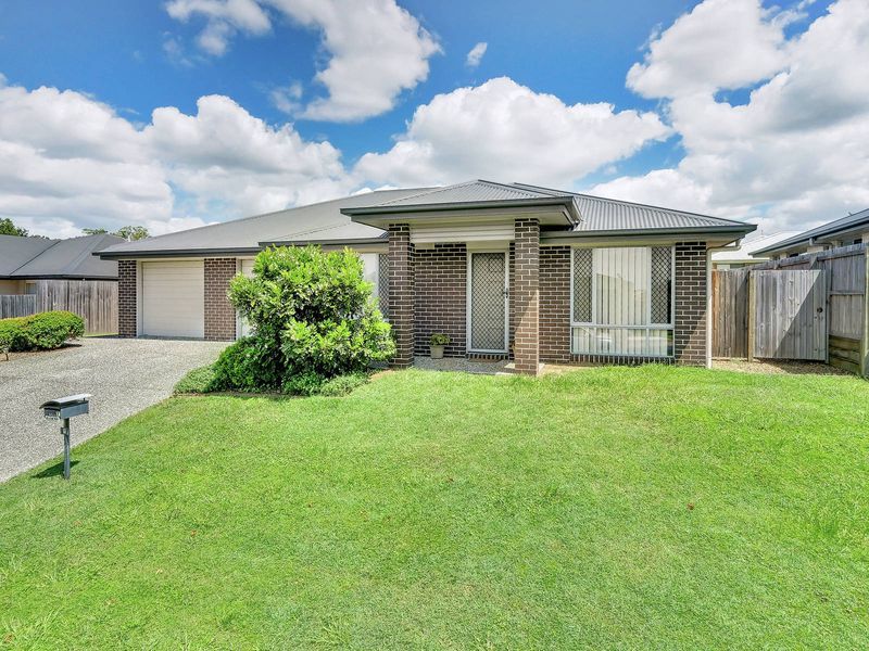 1&2/8 Coach West Road, Morayfield QLD 4506, Image 0