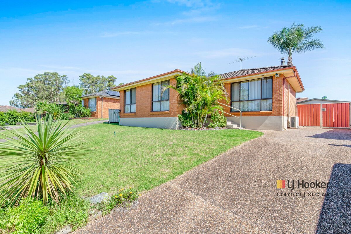 3 bedrooms House in 21 FONTANA Close ST CLAIR NSW, 2759
