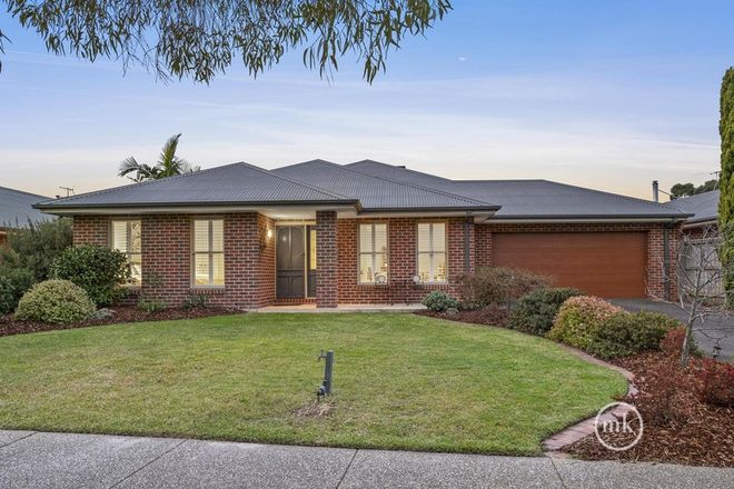 Picture of 11 Woningary Crescent, DOREEN VIC 3754