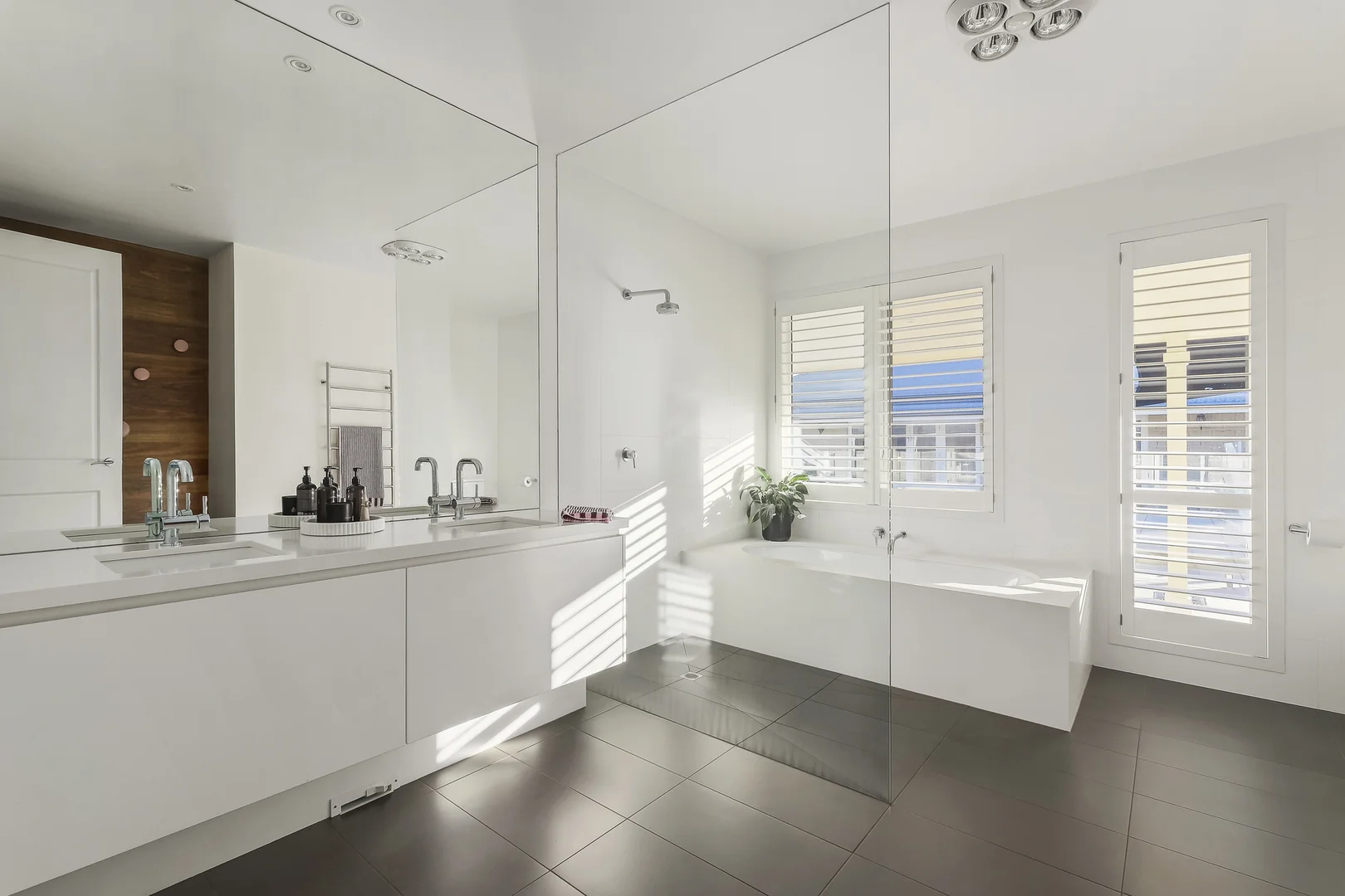 Additional image 14 of 130 McArthurs Road, South Morang VIC 3752