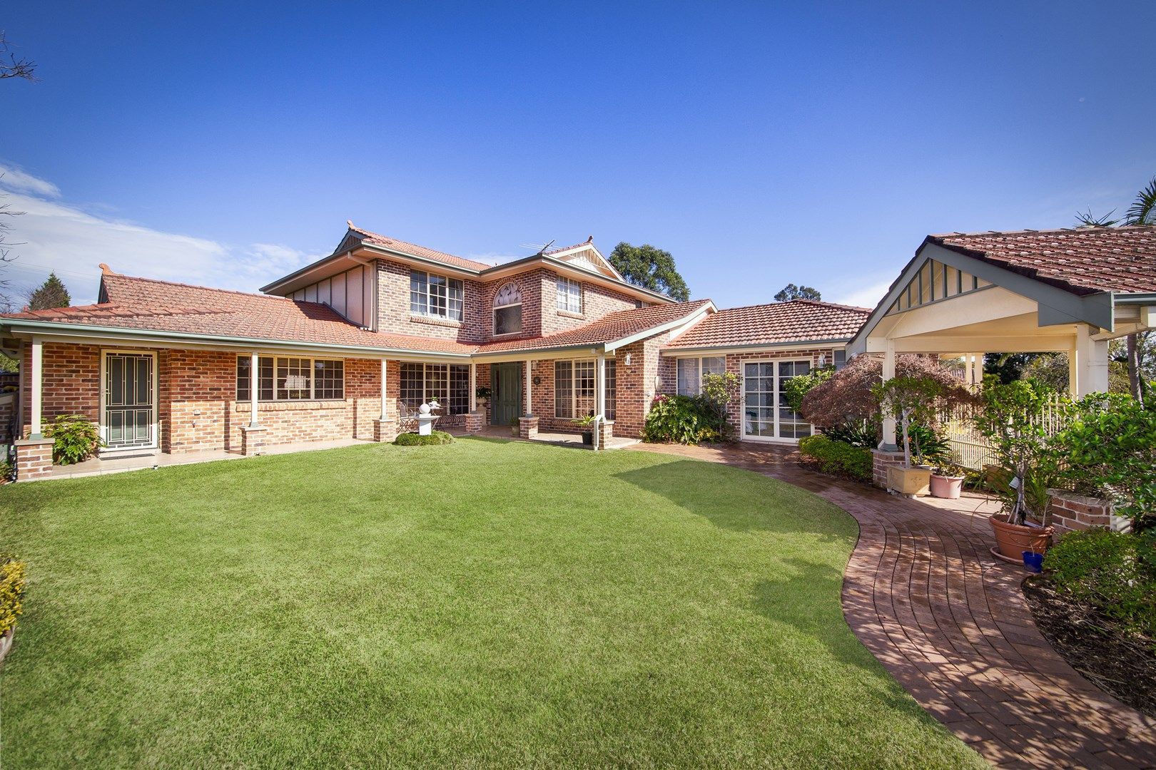 12 Moon Point Road, Illawong NSW 2234, Image 0