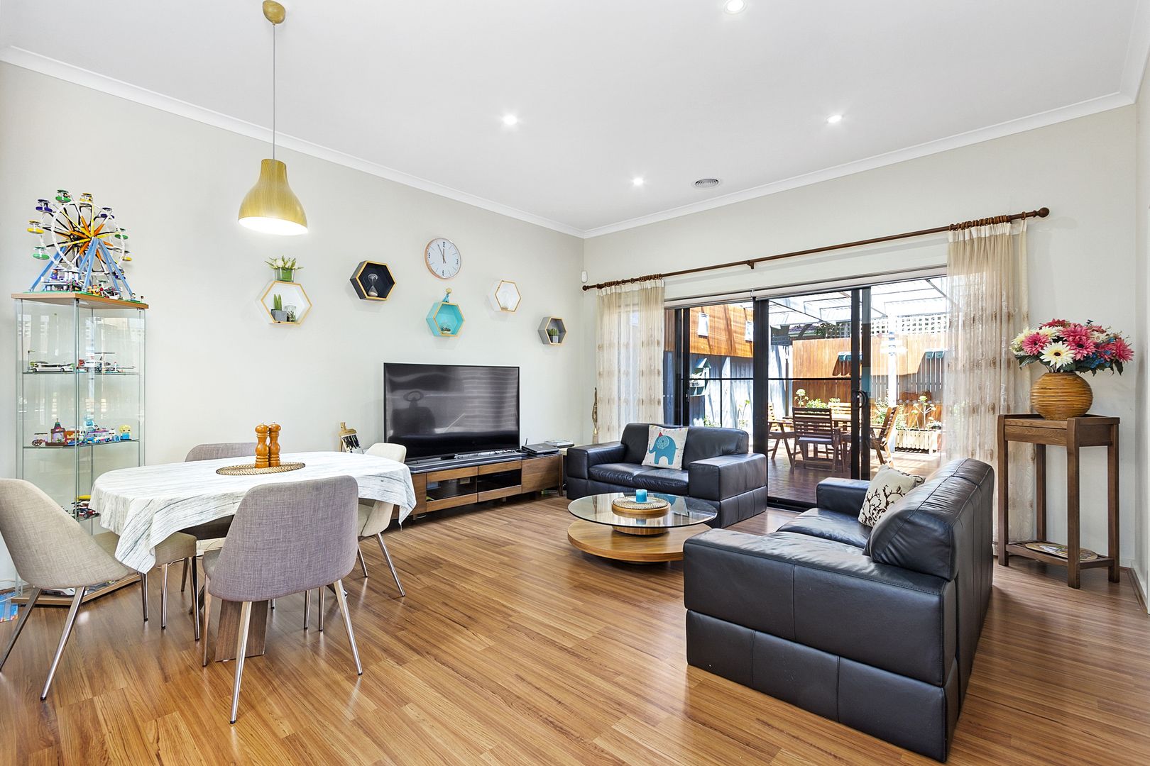 2/4 Koroit Street, Nunawading VIC 3131, Image 2