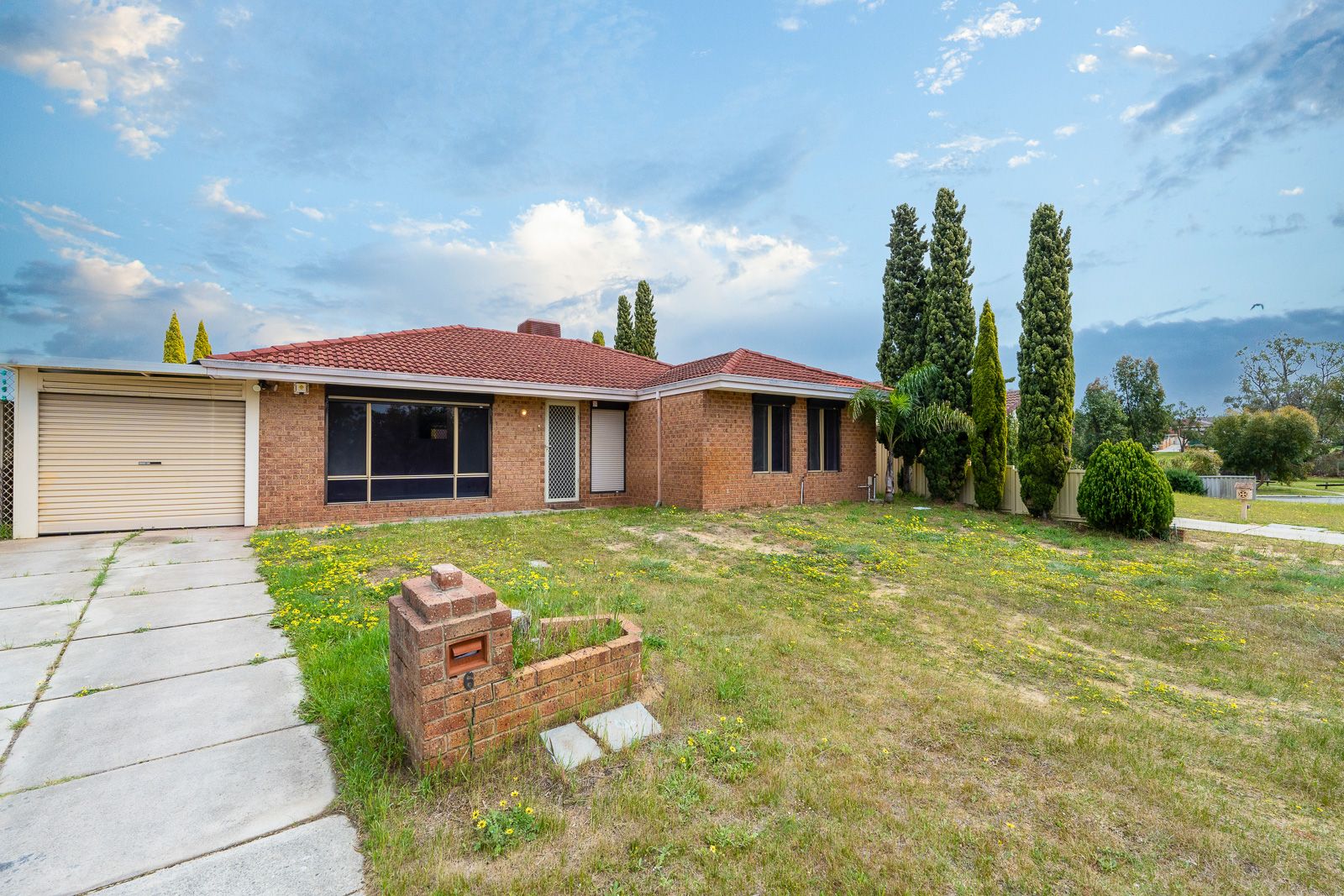 4 bedrooms House in 6 Nettle Terrace MIRRABOOKA WA, 6061