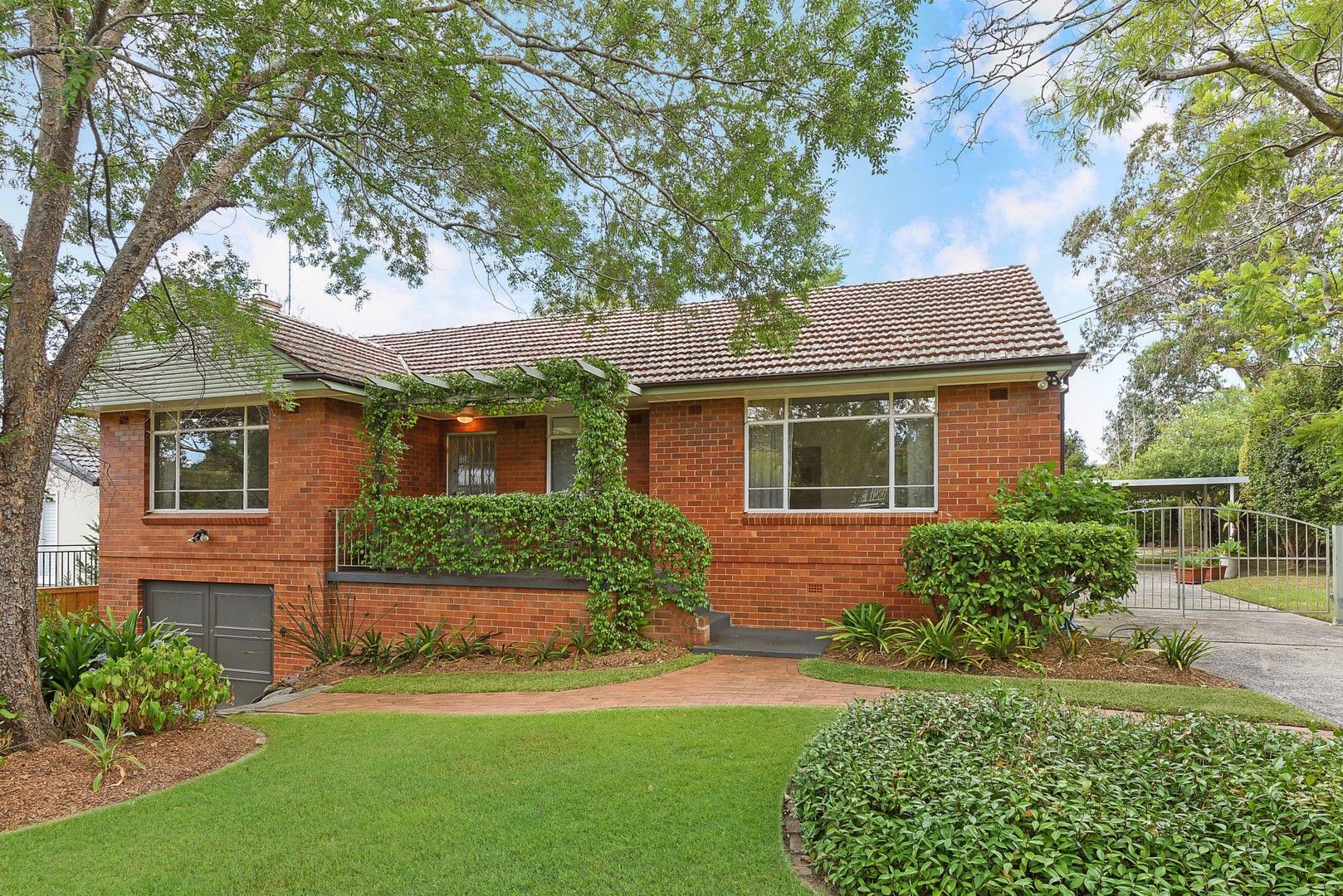 3 bedrooms House in 38 Kedumba Crescent TURRAMURRA NSW, 2074