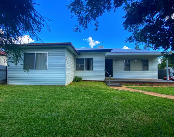 12 Alldis Street, Condobolin NSW 2877