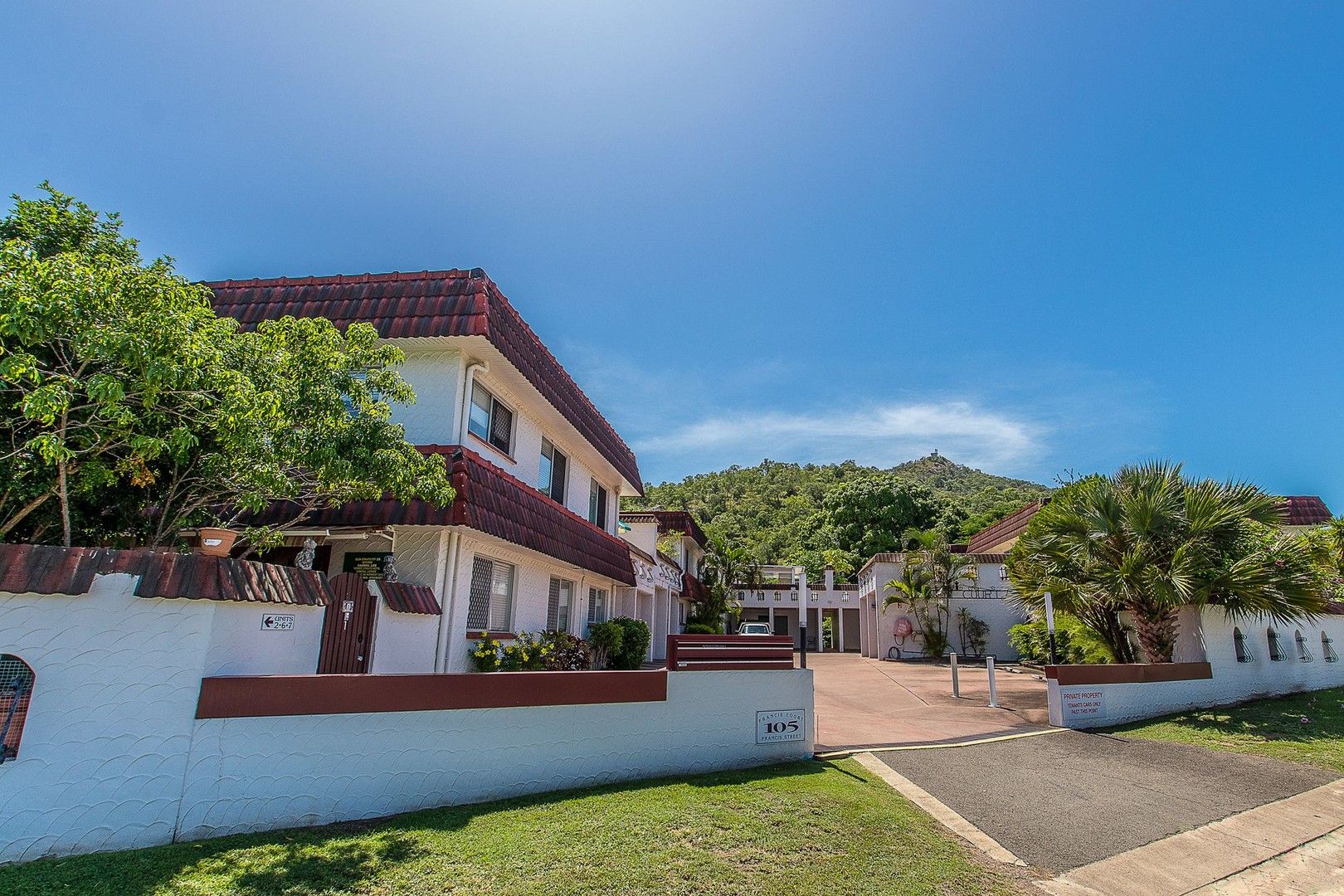 2 bedrooms Apartment / Unit / Flat in 105 Francis Street WEST END QLD, 4810