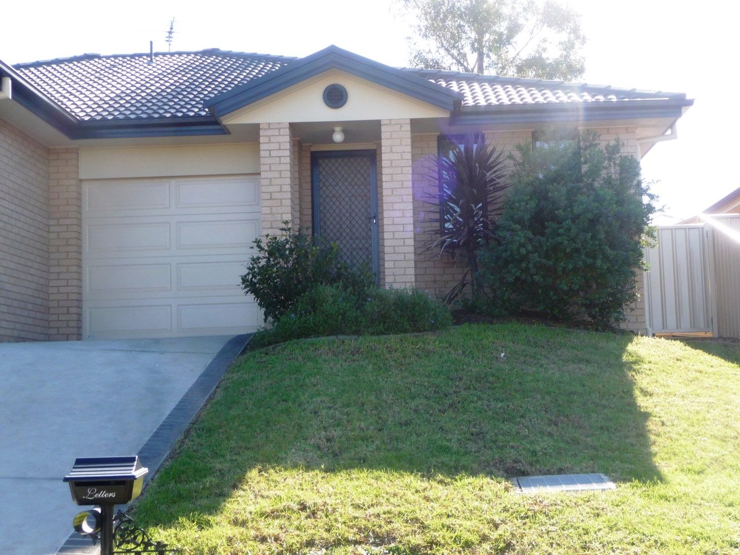 2/87 Clayton Crescent, Rutherford NSW 2320, Image 0