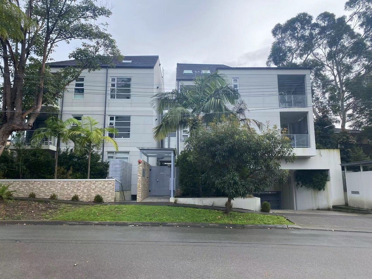 2 bedrooms Apartment / Unit / Flat in 2209/9 Eric Road ARTARMON NSW, 2064