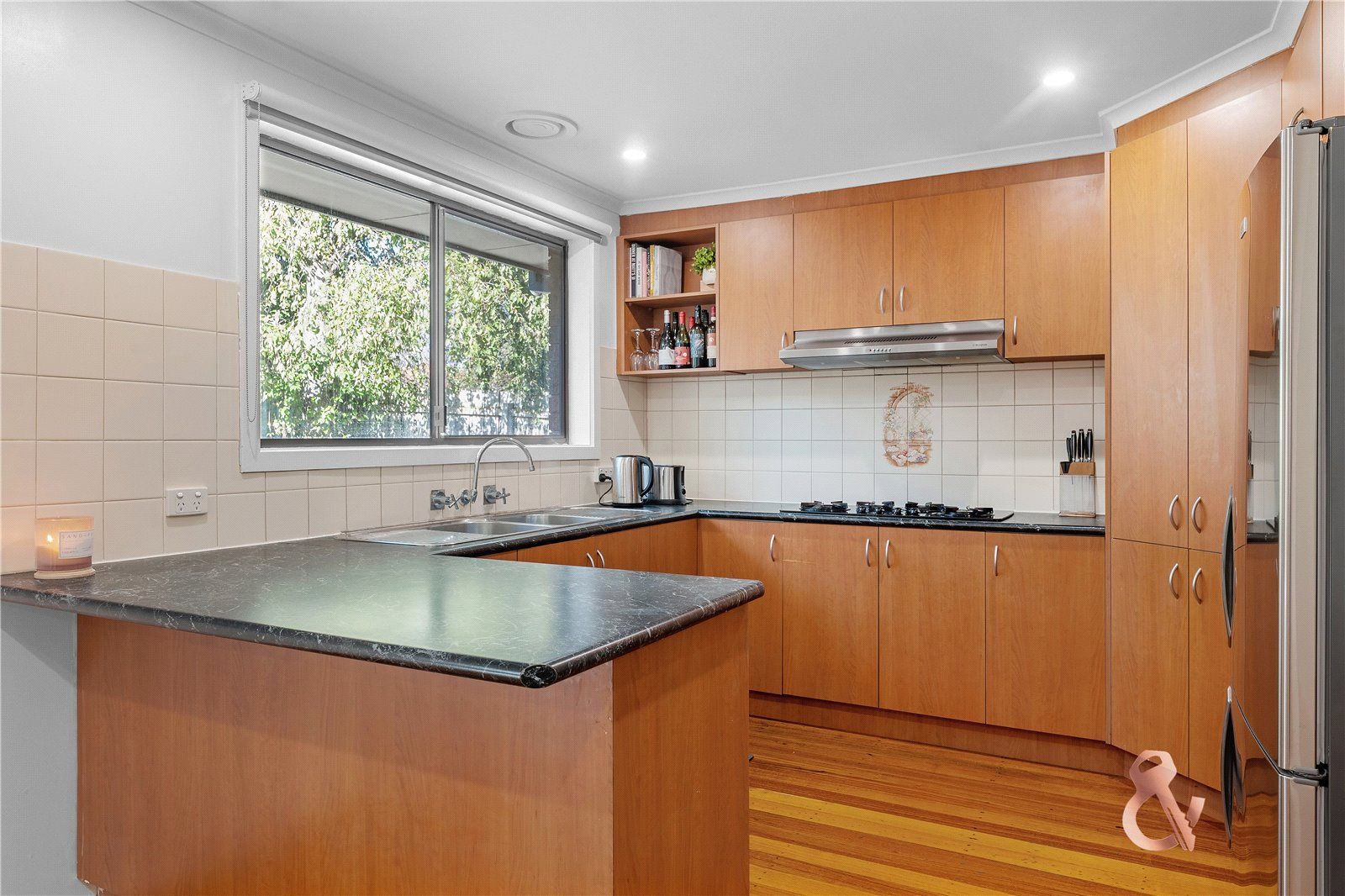 12 Cuthbert Drive, Mill Park VIC 3082 House For Rent 475 Domain