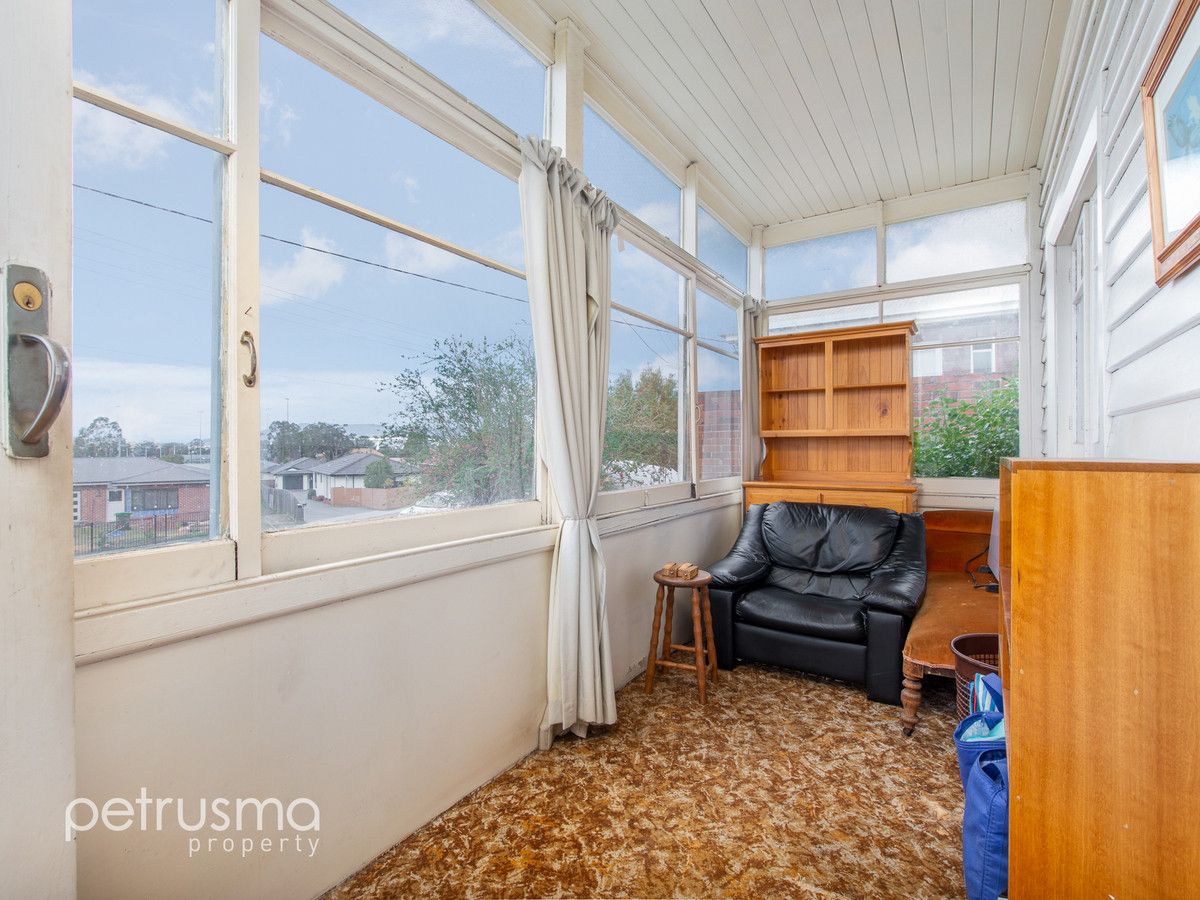 210 Derwent Avenue, Lindisfarne TAS 7015, Image 1