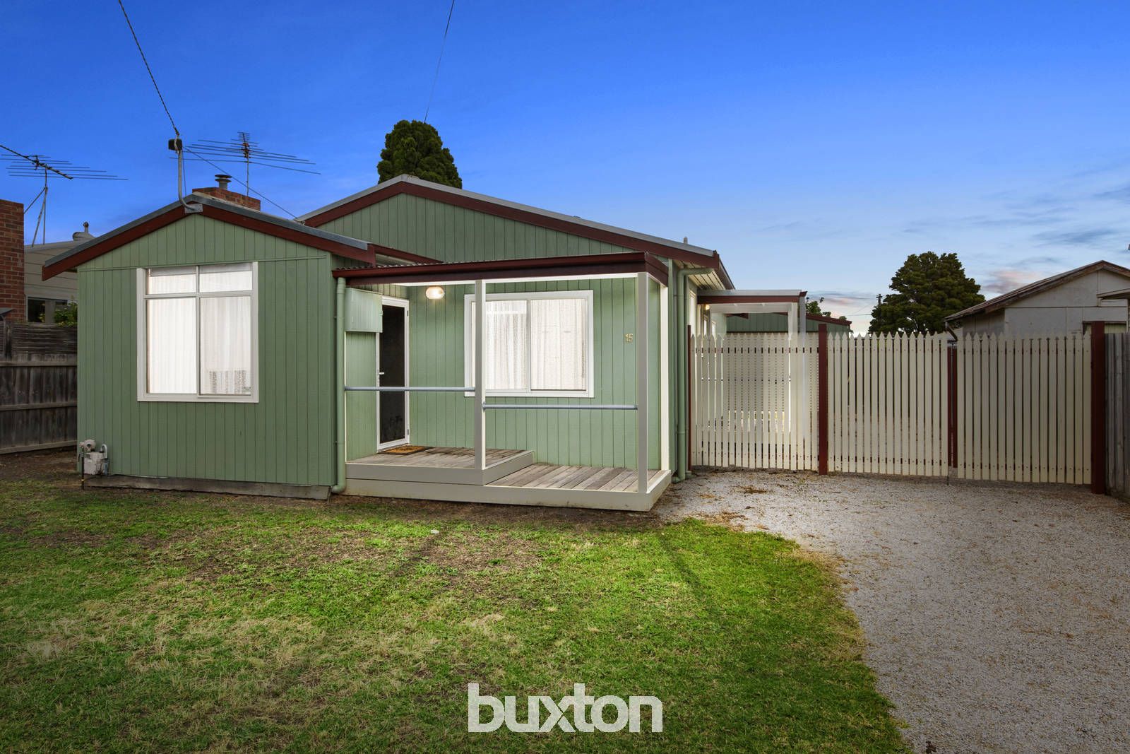 15 Staverly Road, Herne Hill VIC 3218, Image 0