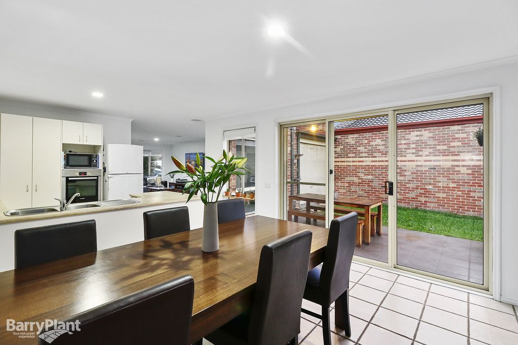 3/74 Eastfield Road, Croydon South VIC 3136, Image 2