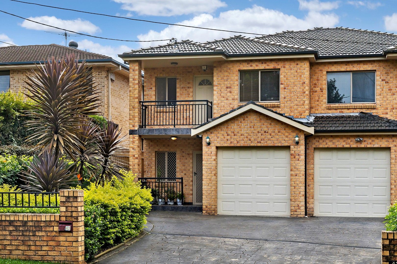 42 Bykool Avenue, Kingsgrove NSW 2208, Image 0