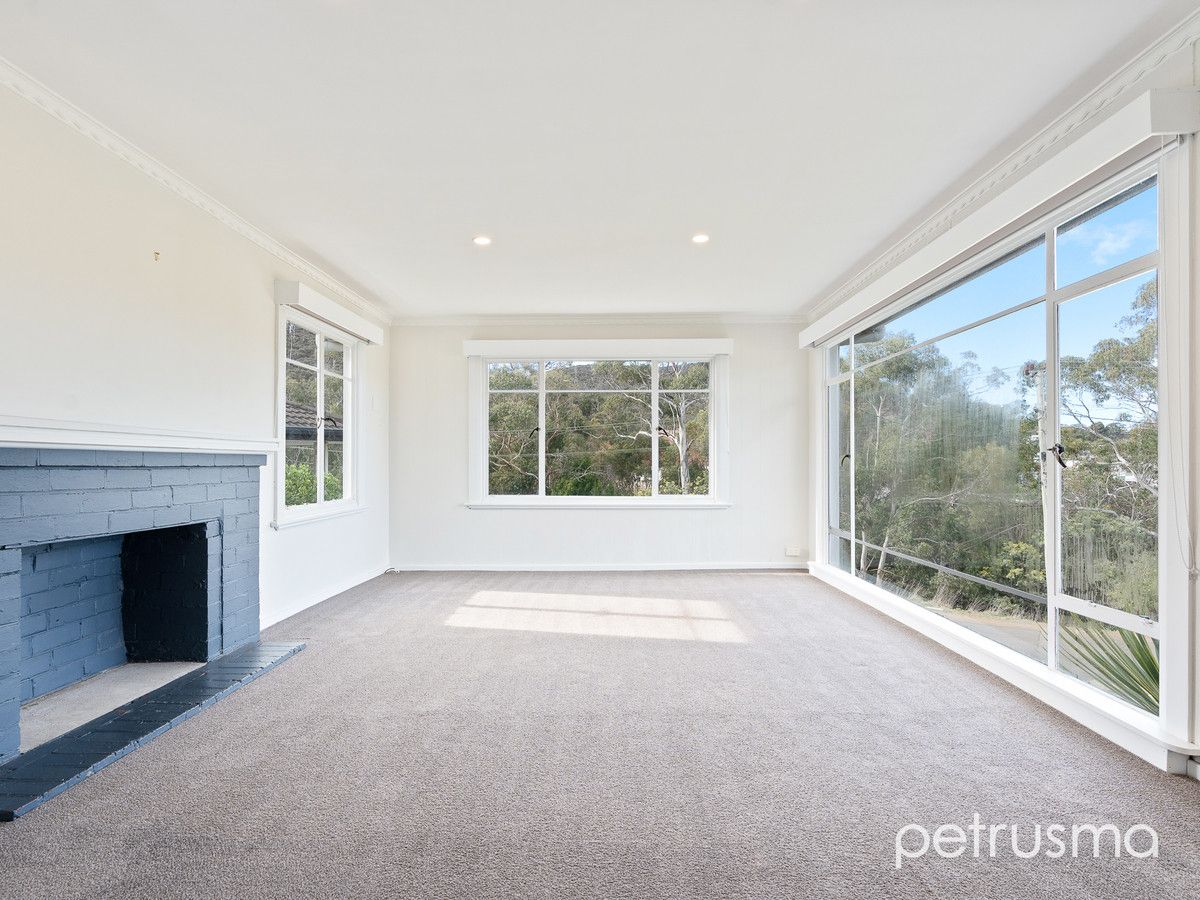 172 Flagstaff Gully Road, Lindisfarne TAS 7015 House For Rent Domain