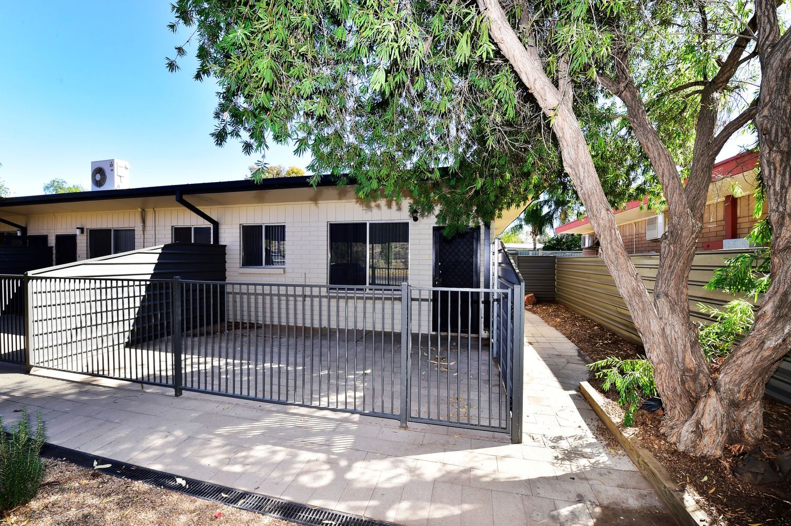 4/58 Bradshaw Drive, Gille Property History & Address Research Domain