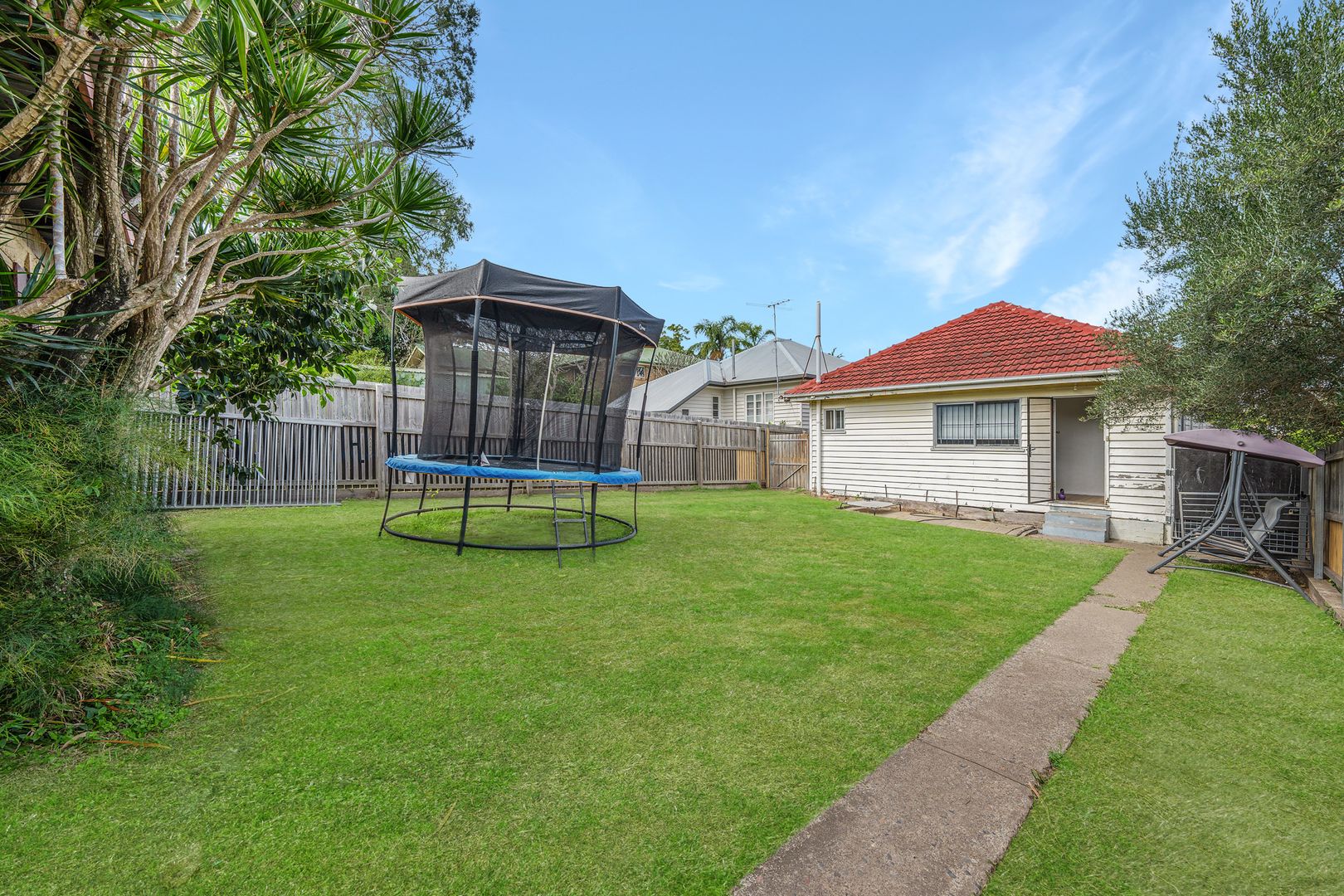 75 Southwick Street, Wynnum QLD 4178, Image 2