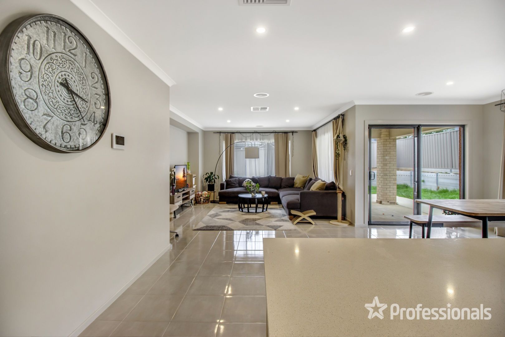 31 Watson Boulevarde, Lloyd NSW 2650, Image 1