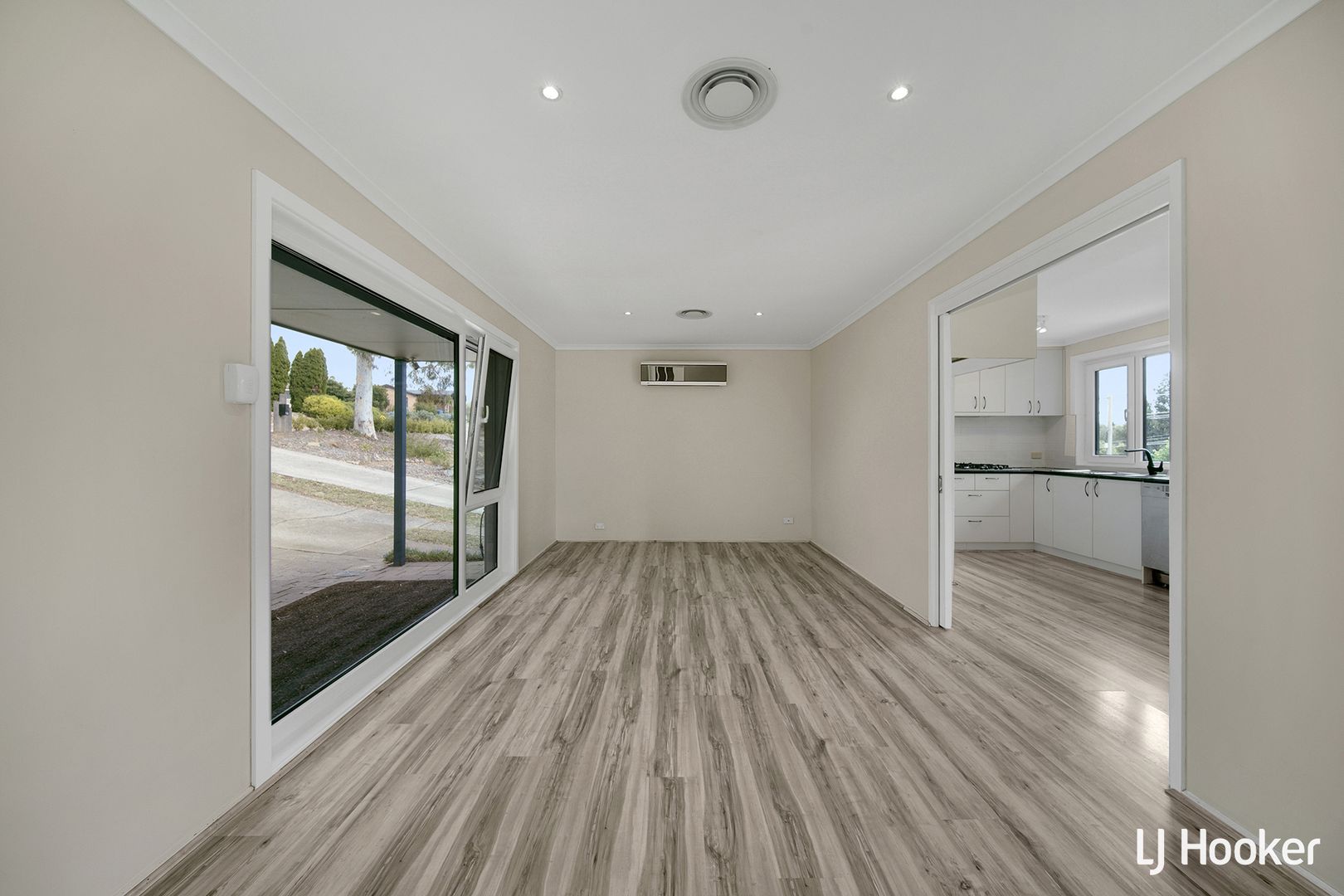 49 Macrossan Crescent, Latham ACT 2615, Image 1