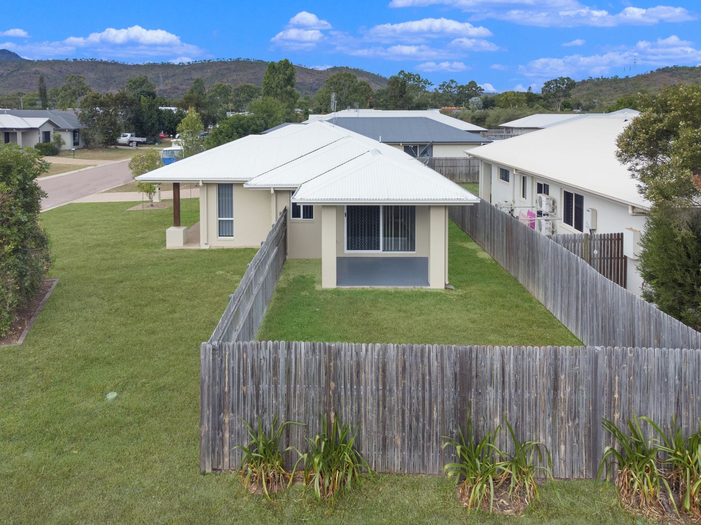 46 Hollanders Crescent, Kelso QLD 4815 Domain
