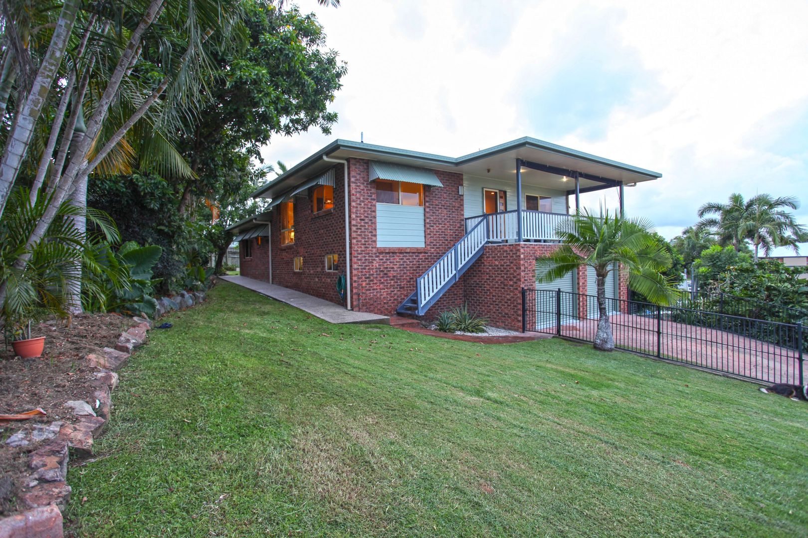 4 Chapman Court, Eimeo QLD 4740, Image 2