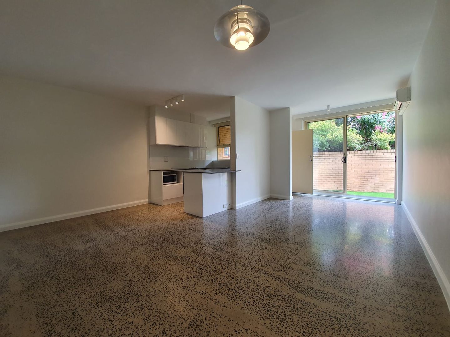 2/15 Alexandra Avenue, Elsternwick Property History & Address