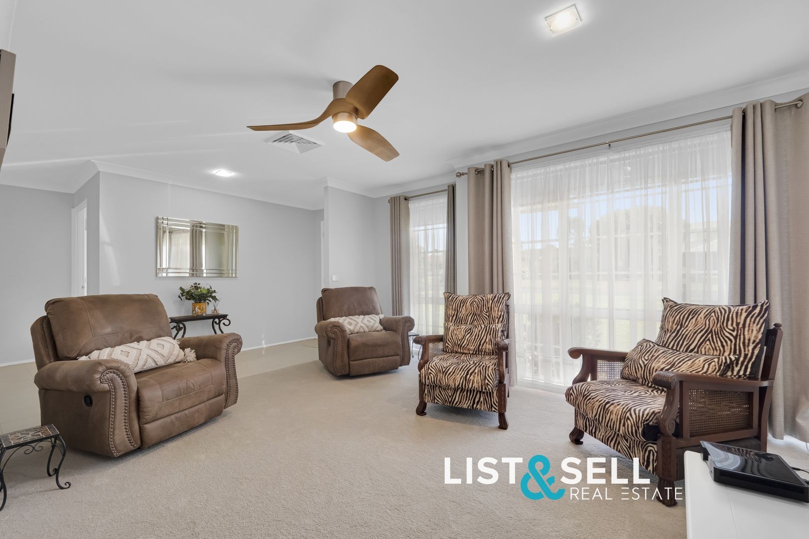 135 Spitfire Drive, Raby NSW 2566, Image 1