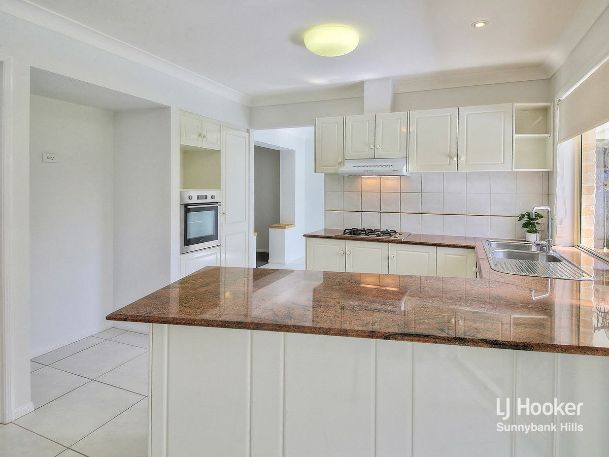 40 Lancaster Circuit, Stretton QLD 4116, Image 2