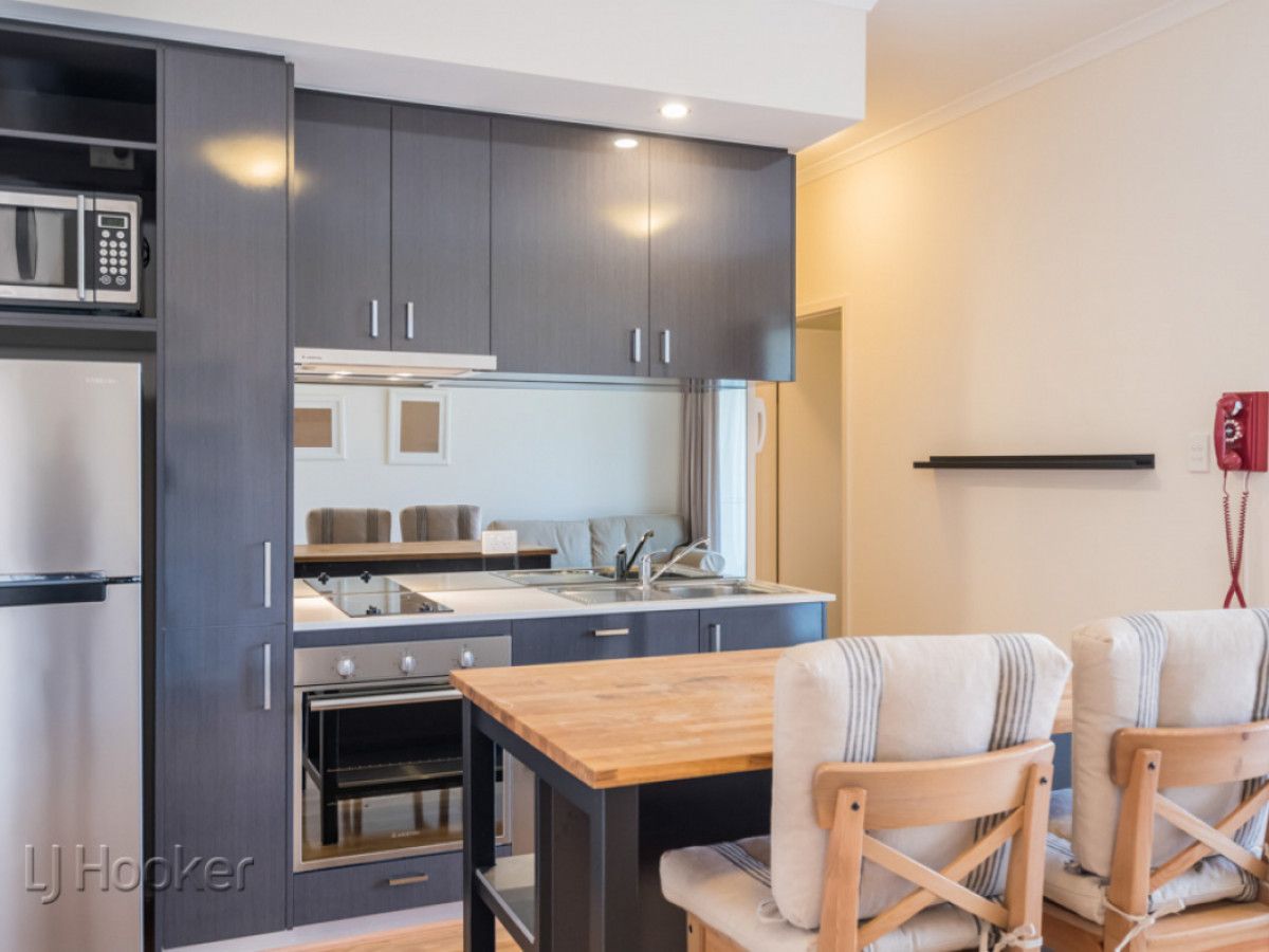 2 bedrooms Apartment / Unit / Flat in 18/35 Wellington Street EAST PERTH WA, 6004