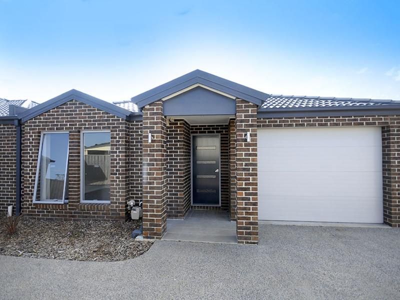 2/5-7 Two Bays Drive, St Leonards VIC 3223, Image 0