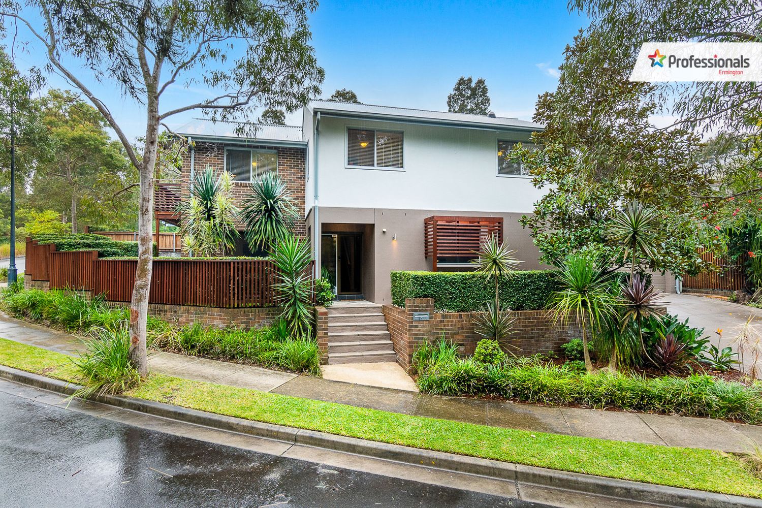 33 Allura Crescent, Ermington NSW 2115, Image 0