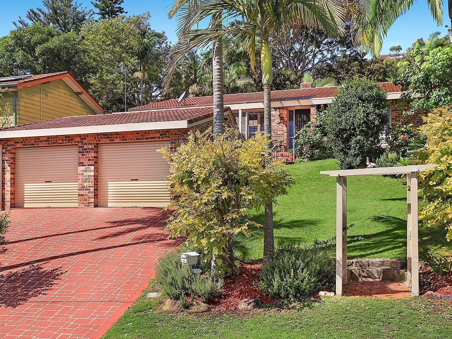 14 Hopetoun Street, FORRESTERS BEACH NSW 2260, Image 0