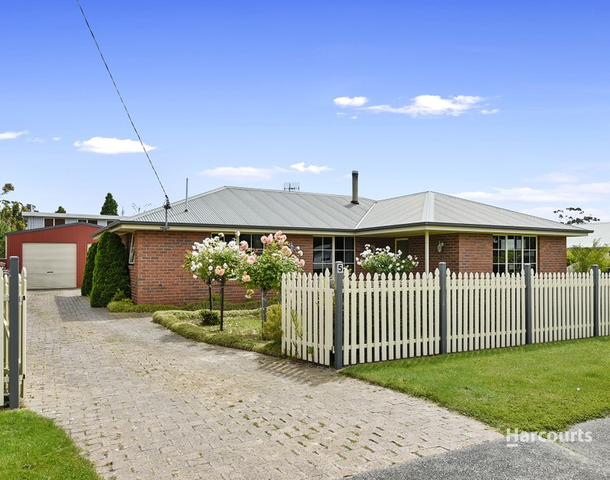 5 Walters Drive, Orford TAS 7190