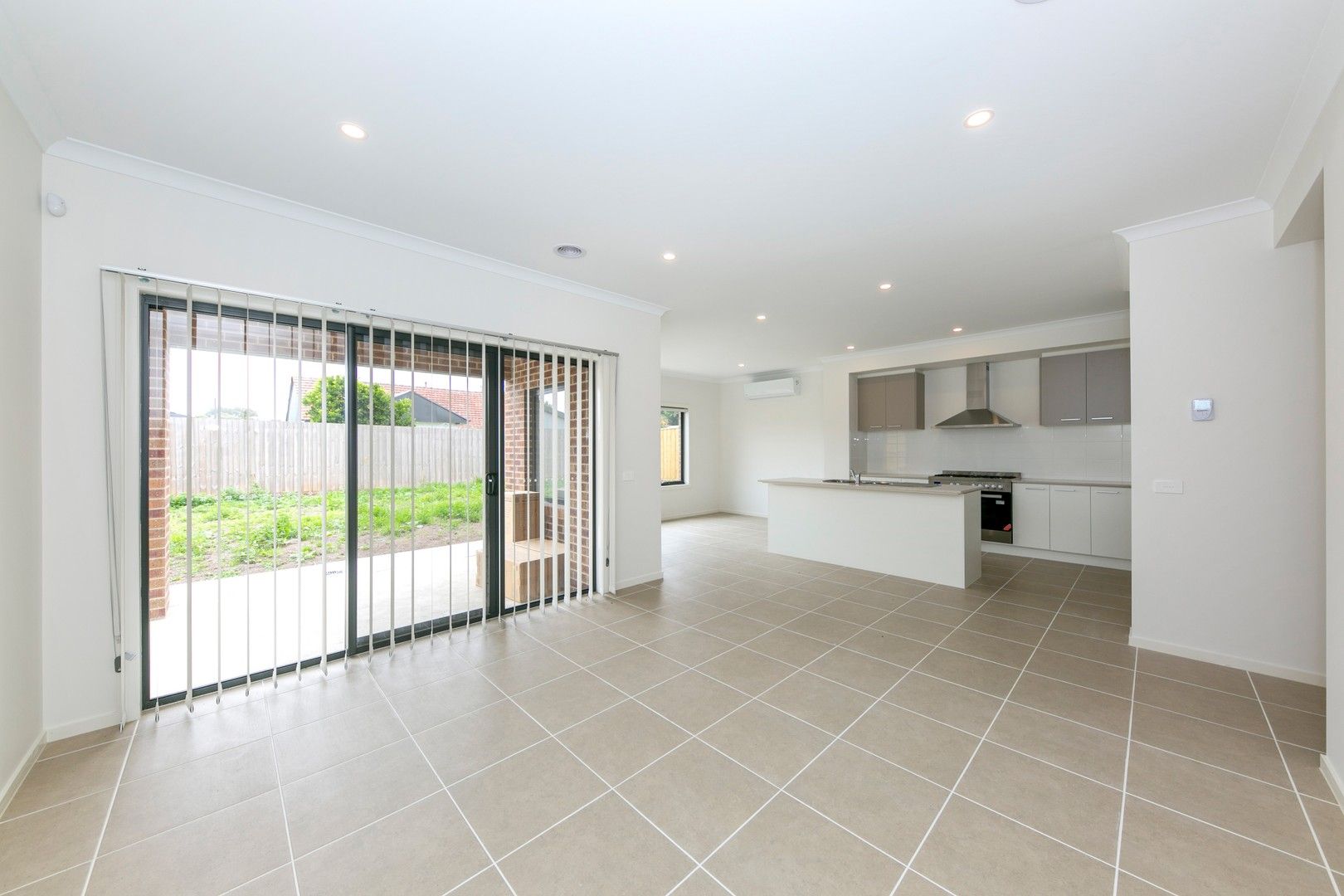 71 Largo Circuit, Junction Village VIC 3977 House For Rent Domain