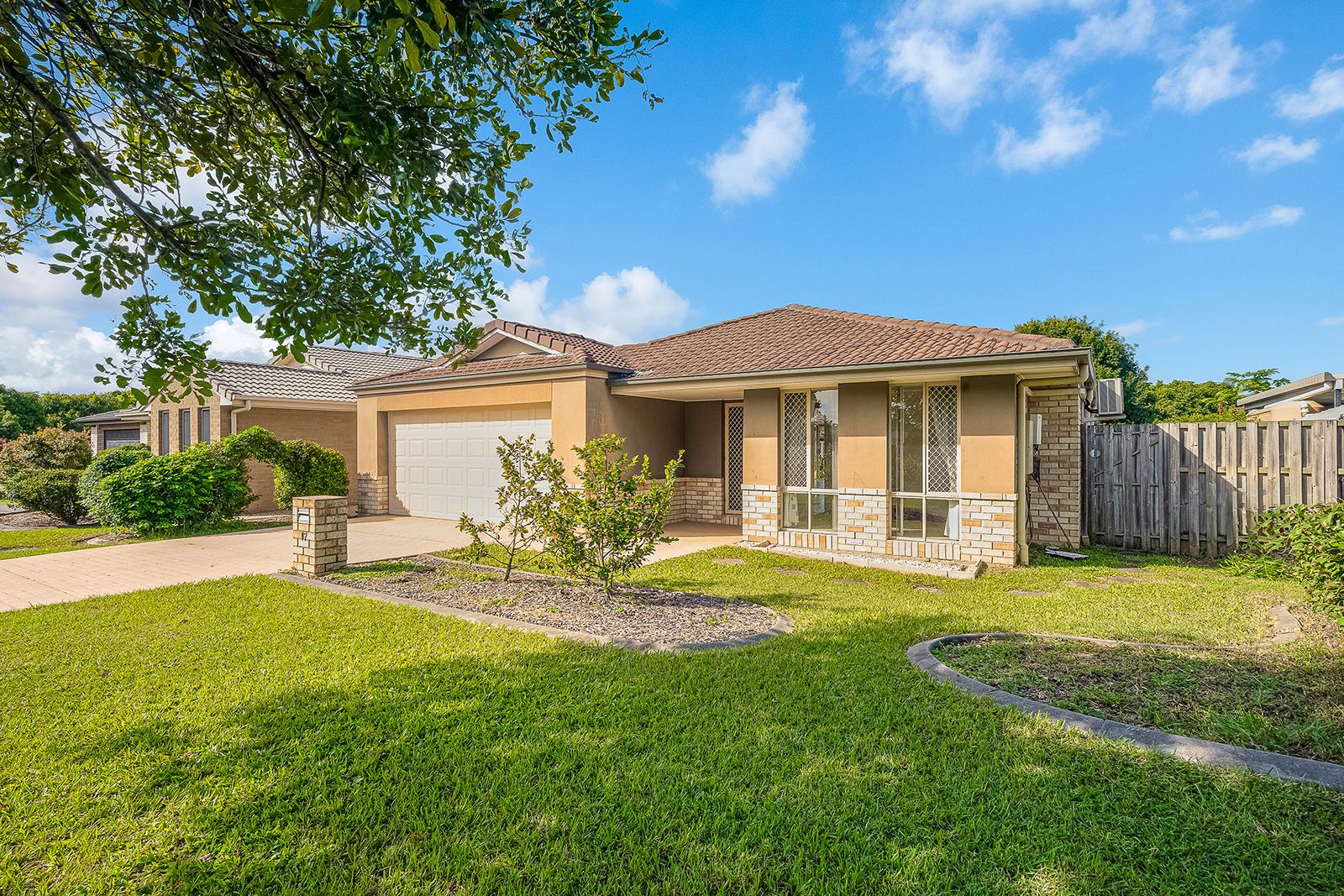 17 Winzear Drive, Kallangur QLD 4503, Image 0