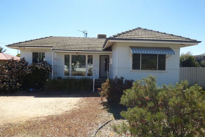 Picture of 4 Mill St, MERREDIN WA 6415