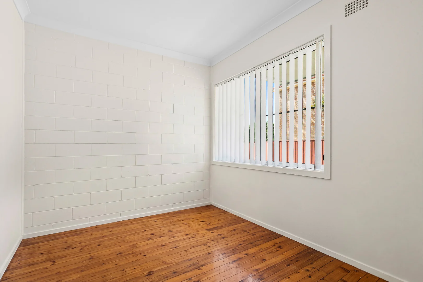 Additional image 5 of 2/39 Reddall Parade, Lake Illawarra NSW 2528