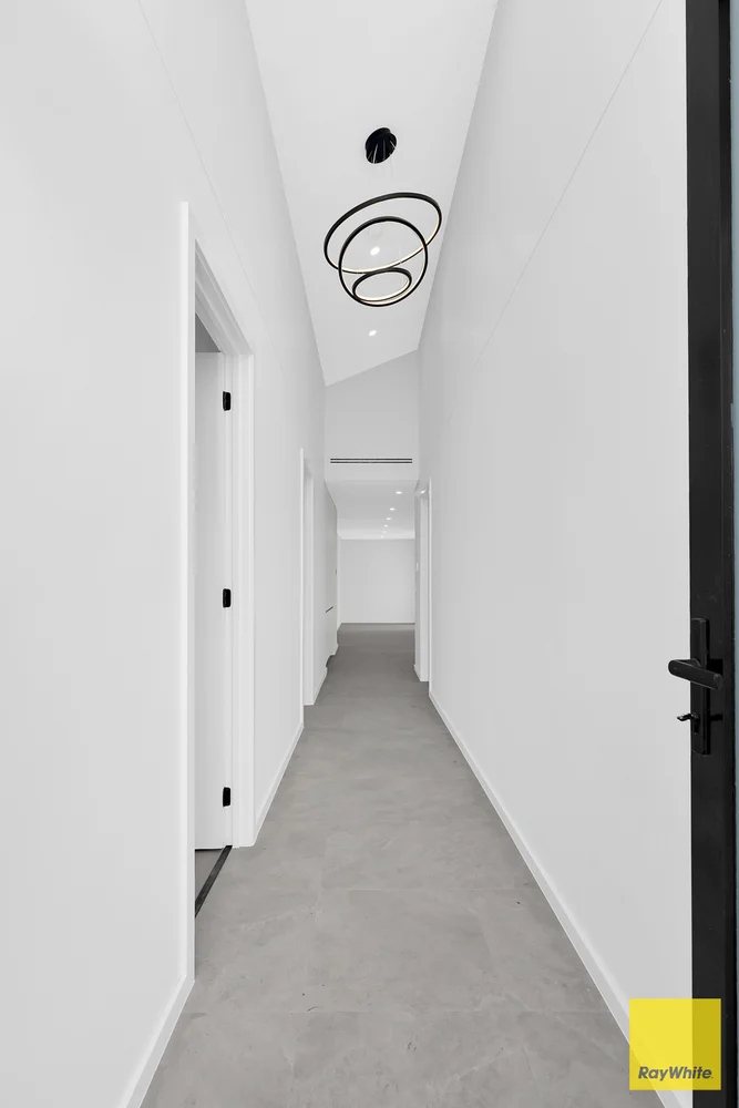 Additional image 2 of 1 Digtree Crescent, Mickleham VIC 3064