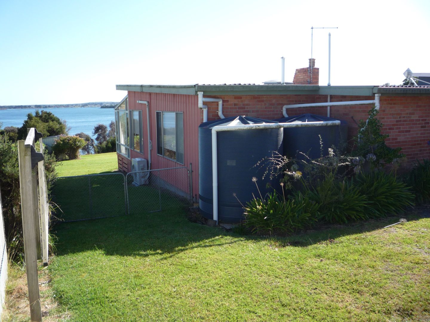 71 Sunset Boulevard, Clarence Point TAS 7270, Image 2