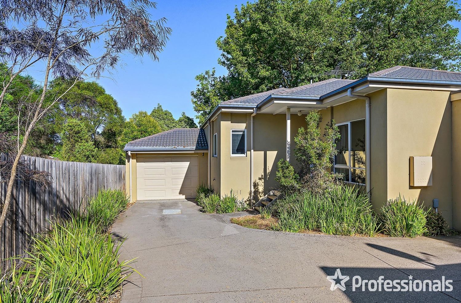 3 bedrooms House in 256a Dorset Road CROYDON VIC, 3136