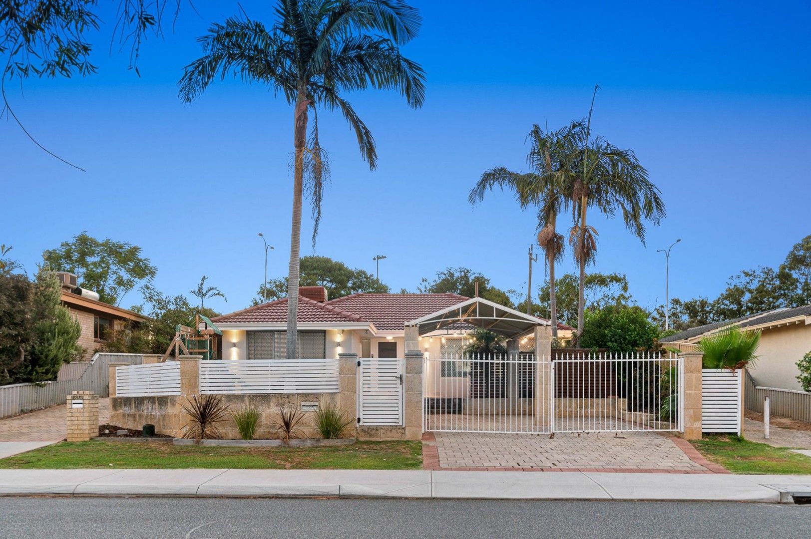 3 bedrooms House in 68 Davies Crescent KARDINYA WA, 6163